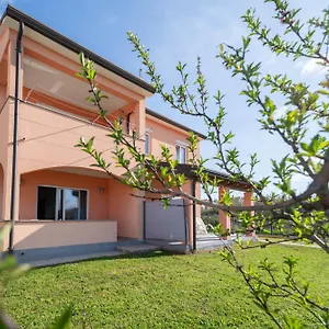  Apartman Thomas